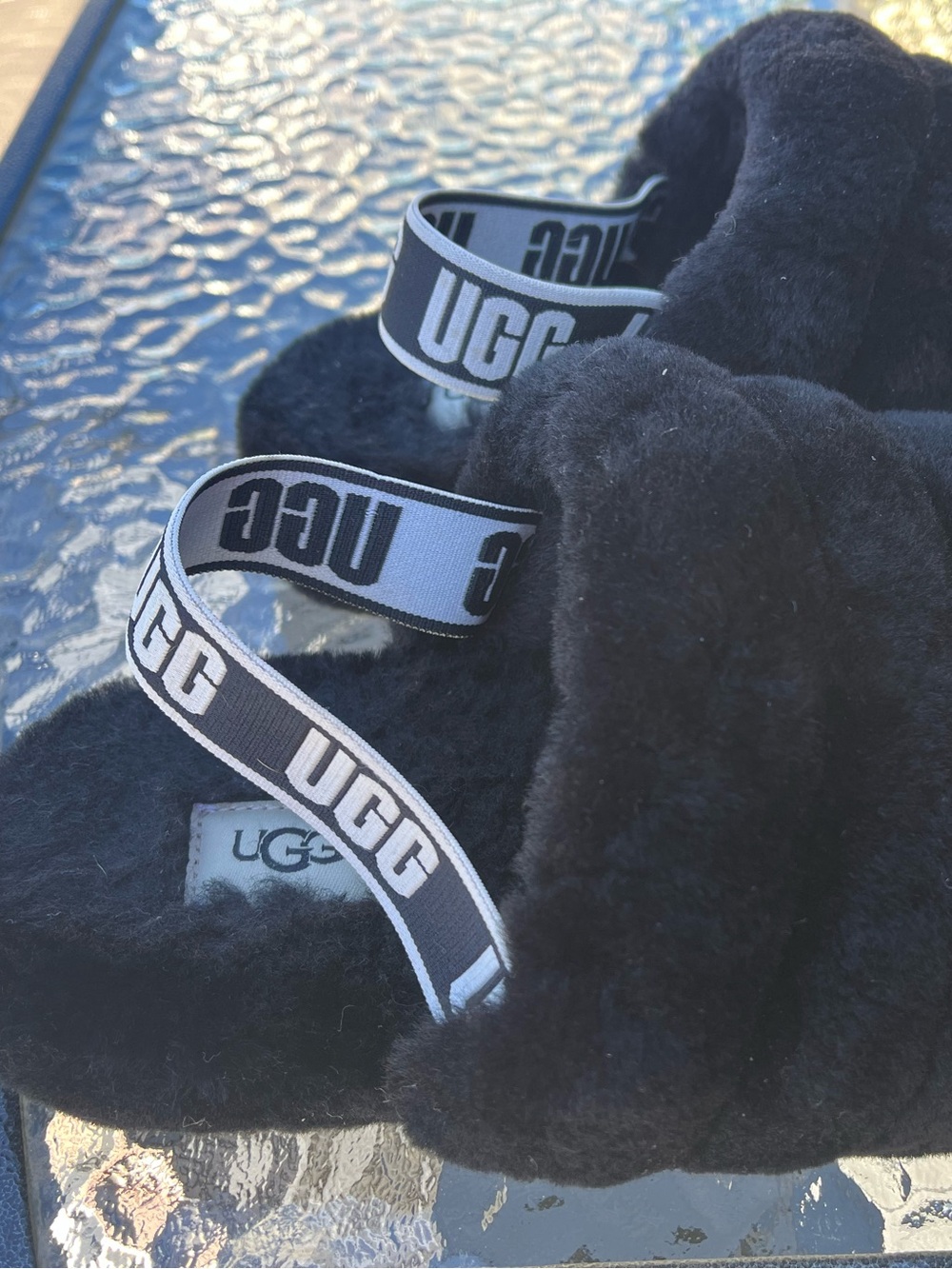 UGG Fluff Yeah Slide - Picture 2 of 5
